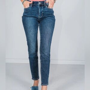 Judy Blue Mid-Rise Thermal Skinny Jeans Size 7/28